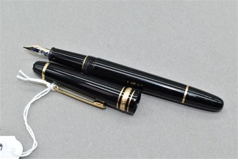 mont blanc 4810 fountain pen.